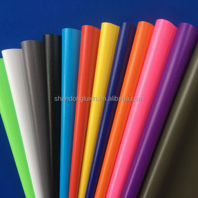 Gelaagd gelamineerd PVC-doek waterdicht doek voor buiten-paraplu-truckovertrek