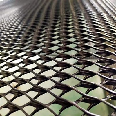 3D-plastic drainage geocomposite met 8 mm x 6 mm geonet en langvezel geotextiel