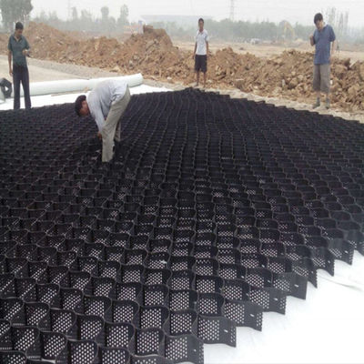 Plastic HDPE Geocell voor hellingsbescherming in zwartkleurig hotelgrid Geo Cell