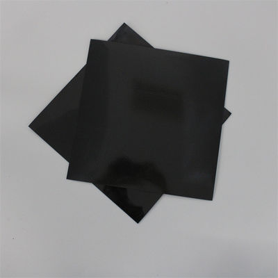 Dubbele gladde HDPE-geomembraanplaat voor waterdichte bekleding van vijvers Breedte 1m-8m