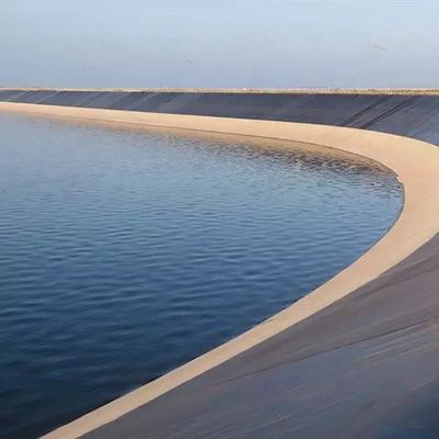 1m-8m breedte visvat dam vijver voering met HDPE geomembraan en dubbel glad oppervlak