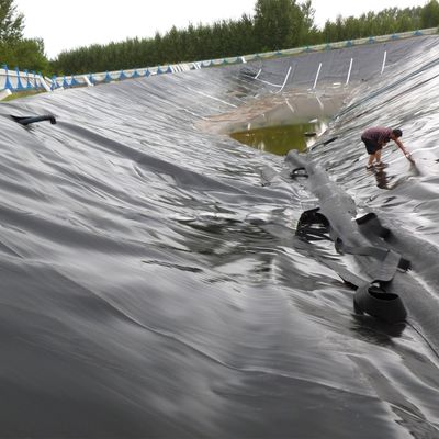 Direct verkoop HDPE glad geomembraan met training ter plaatse en dikte van 0,1 mm-2,5 mm