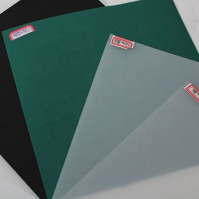 Geomembrane met dubbele textuur HDPE voor de vishouderij met tralies Dubbel glad oppervlak