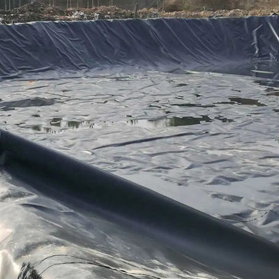UV-bestendige 0,75 mm HDPE-afvalbak Geomembraan voor zwarte of aangepaste kleur visvijver