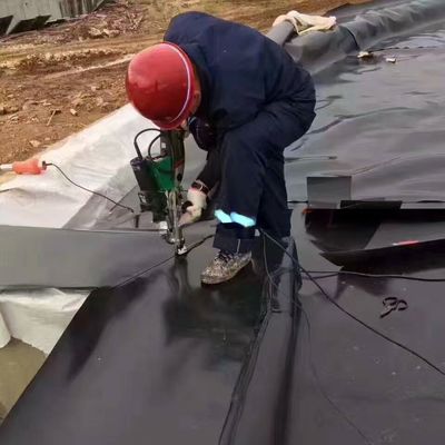 Doppel glad/dubbel textuur oppervlak HDPE geomembraan voor plastic waterdichte vijvervoering