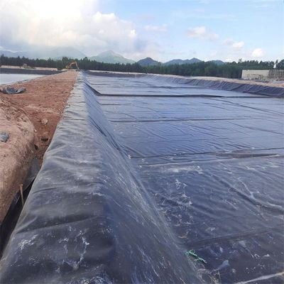 Traditioneel ontwerp 0,5 mm 0,75 mm 1,5 mm HDPE geomembrane voor projectoplossingscapaciteit