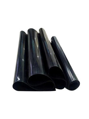 Zwarte gladde geomembrane De ideale keuze voor rivierherstel en watertechniek