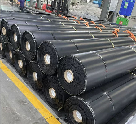 0.2 mm-2.8 mm geomembrane voor prefab HDPE voor vijvers, stortplaatsen en hellingen van snelwegen