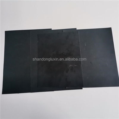 Zwarte geomembrane dikte meer dan 2 mm bestand tegen zuur en alkalis voor stortplaatsen