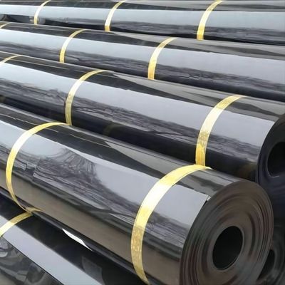 Glanzige geomembrane voor visvijverbekleding 0,5 mm 1 mm 2 mm Dikte Dubbel glad oppervlak