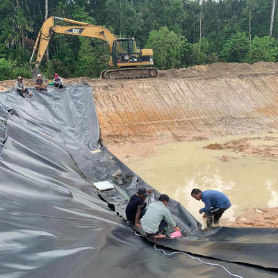 Grote 1 mm HDPE-geomembrane vijvervoering voor een dubbel glad/dubbele textuuroppervlak voor aquafarm