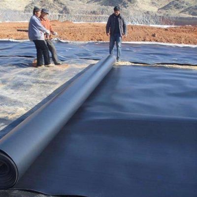 1 mm HDPE-geomembraan voor ondoordringbare visvijvers en voor het voorkomen van lekken op het dak