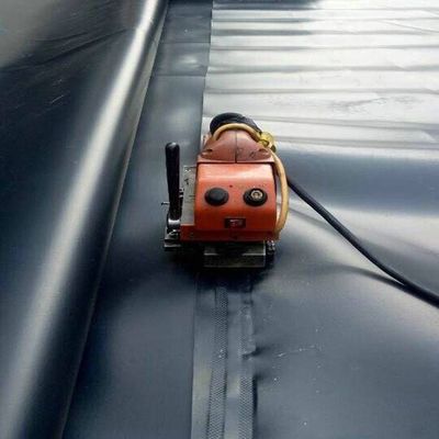 1 mm HDPE-geomembraan voor ondoordringbare visvijvers en voor het voorkomen van lekken op het dak