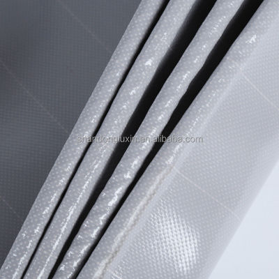 Gecoate PVC-gelamineerde tralies Waterdichte tralies voor vrachtwagens voor buitenkamperen