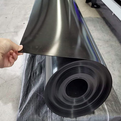 Waterdicht glad HDPE-geomembraan voor visvijver in industriële ontwerpstijl