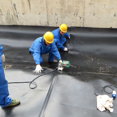 Industriële ontwerp stijl HDPE geomembraan 0,5 mm 1 mm 1,5 mm 2 mm waterdicht dam vijver